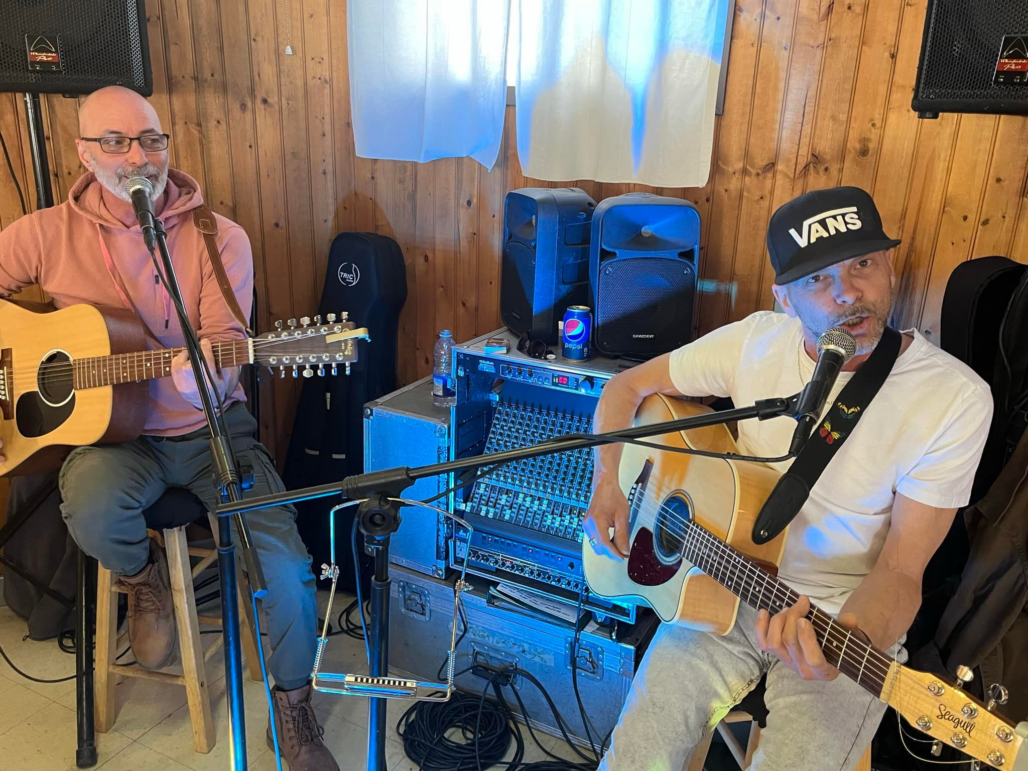 Stéphane Hamel, chansonnier à la cabane à sucre